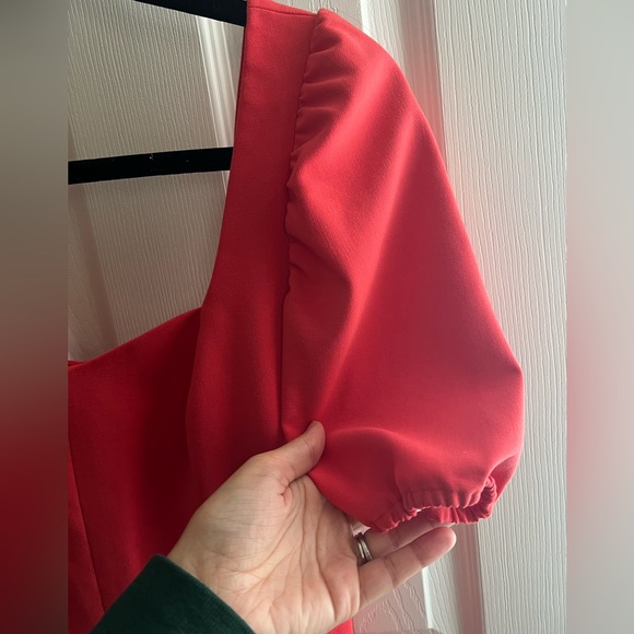 French Connection Whisper Cutout Back Dress in Hibiscus - Picture 11 of 11